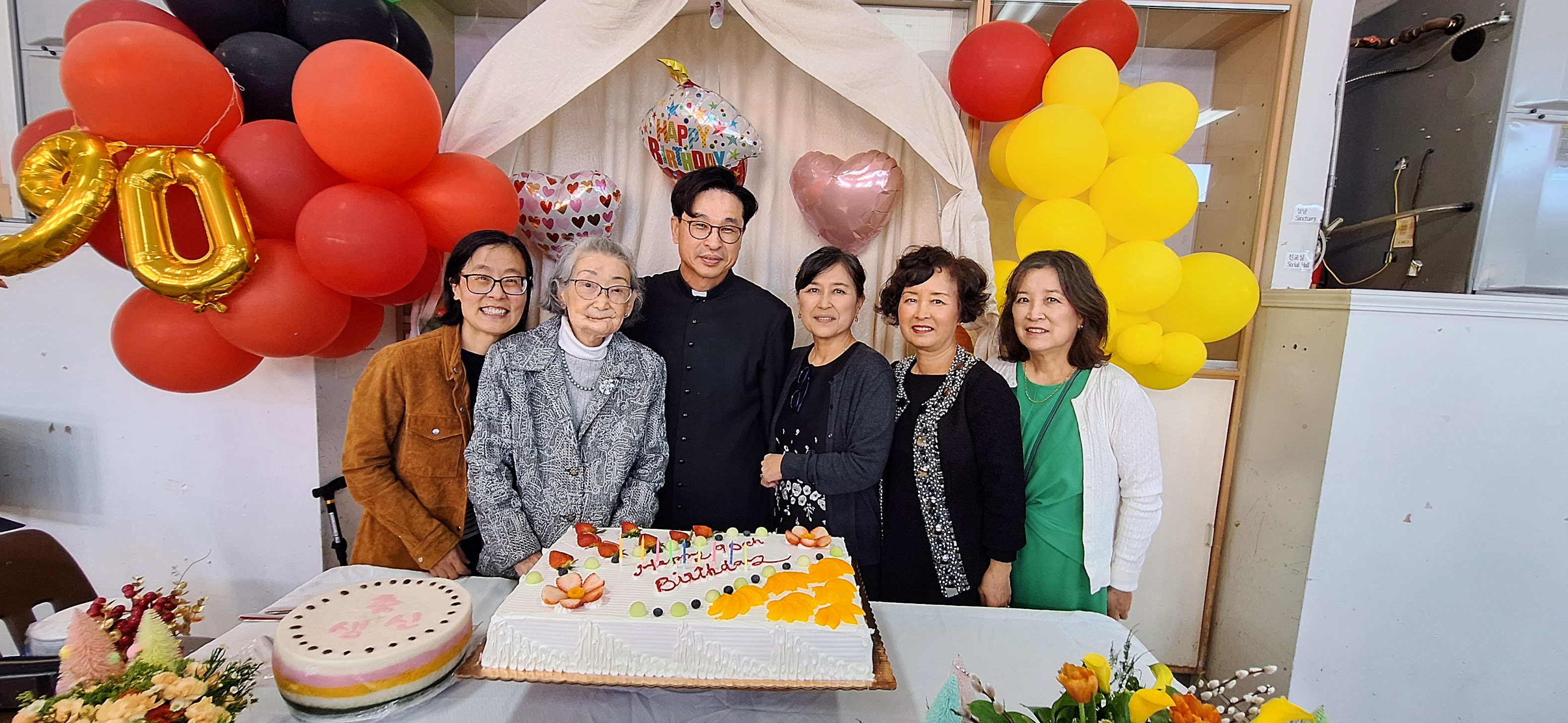 황 말찌나 자매님 90세 생신을 축하 드립니다.