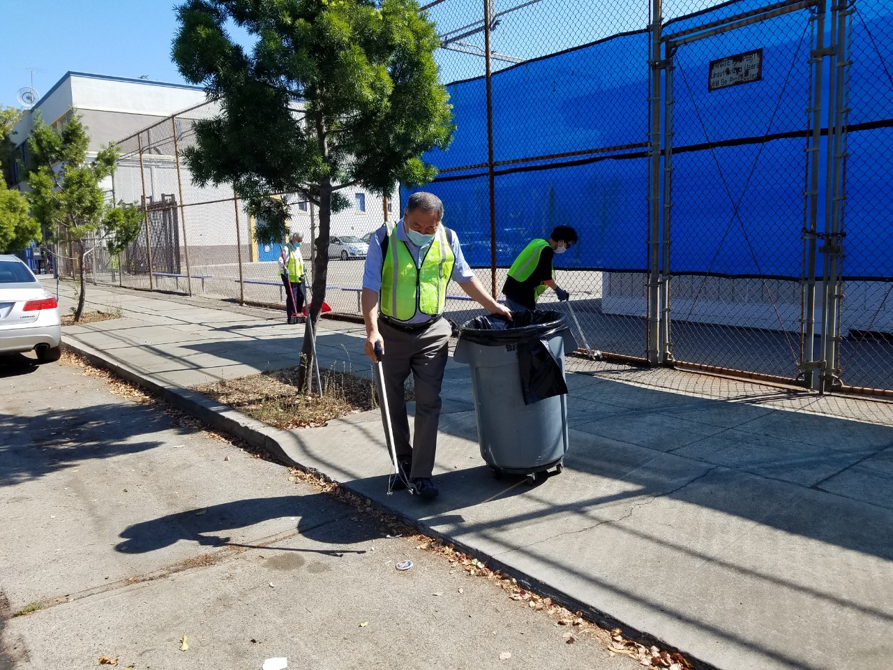 [본당 외곽 청소] 10/2 Oakland Abundant Aid(Citywide Cleanup) 행사에, 본당 교우님들과 빗자루회원들이 참여했습니다