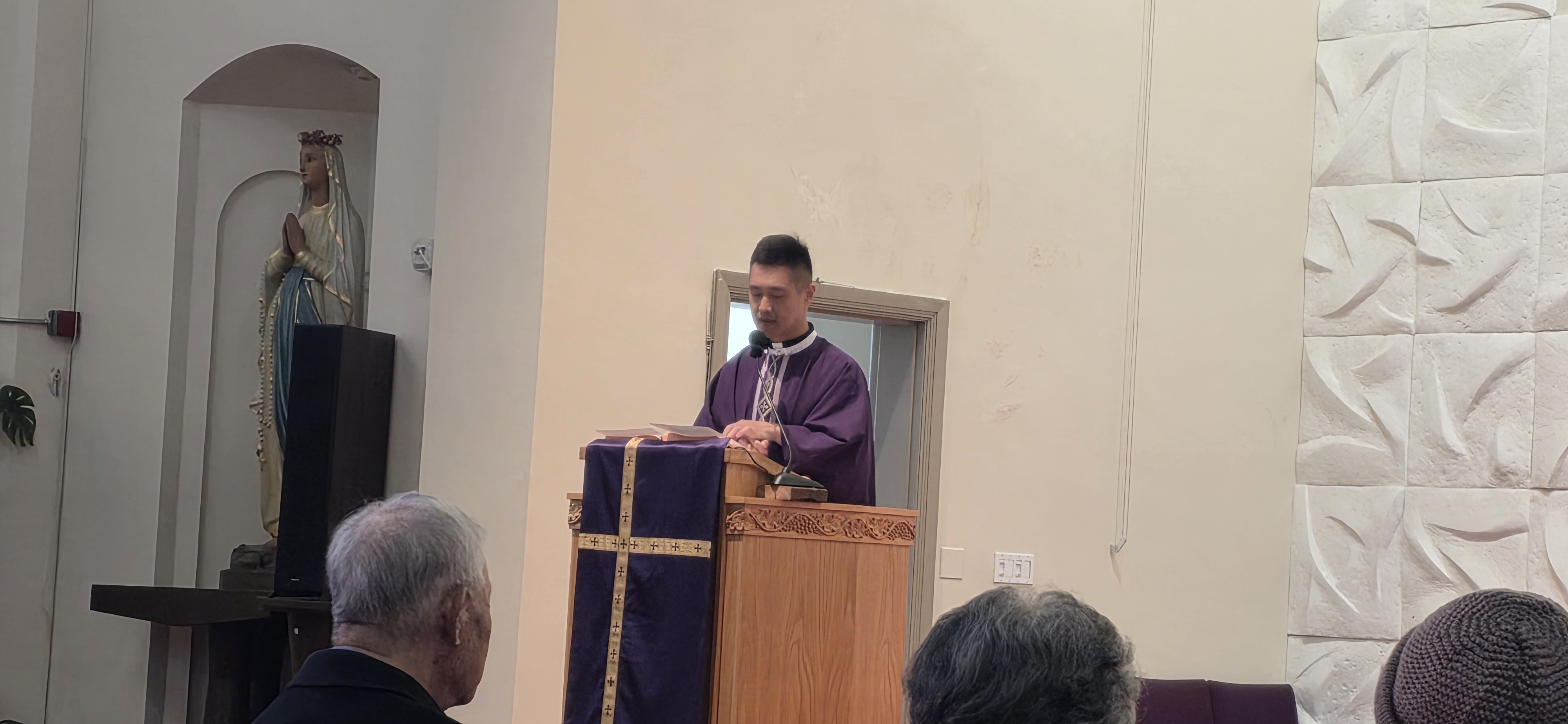 정홍철 아우구스티노 신부(예수회)/ 도형준 베드로 부재(예수회)